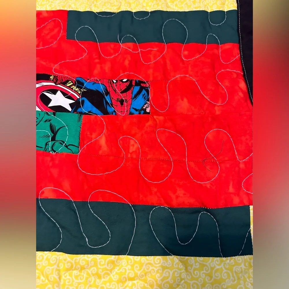 Marvel Superheroes‎ Handmade Quilt 29” x 33” Baby Blanket Wall Decor Throw